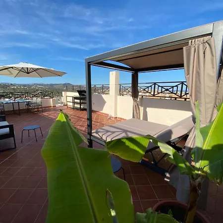 With Solarium/terrace. Daire